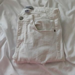 Judy Blue Distressed White Jeans